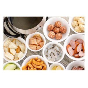 Swissmar Fondue Pot melts chocolate cheese